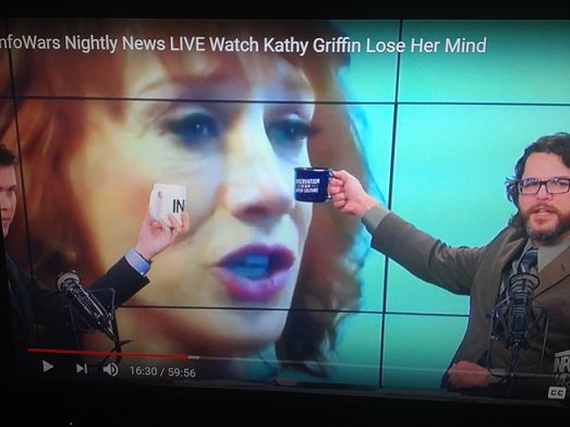 TriviumMethod's tweet photo. .@kathygriffin No one ruined your career more than kathy griffin did. #hillaryhack #LiberalTears https://t.co/E6DmIE3La6