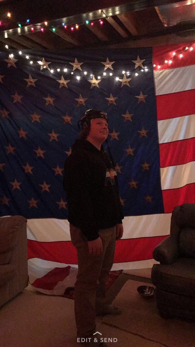 KevinMozel's tweet photo. Happy birthday @PuzJoey 🎉🎊🎊🎉🎉🎊 https://t.co/BXxoQnuxnq