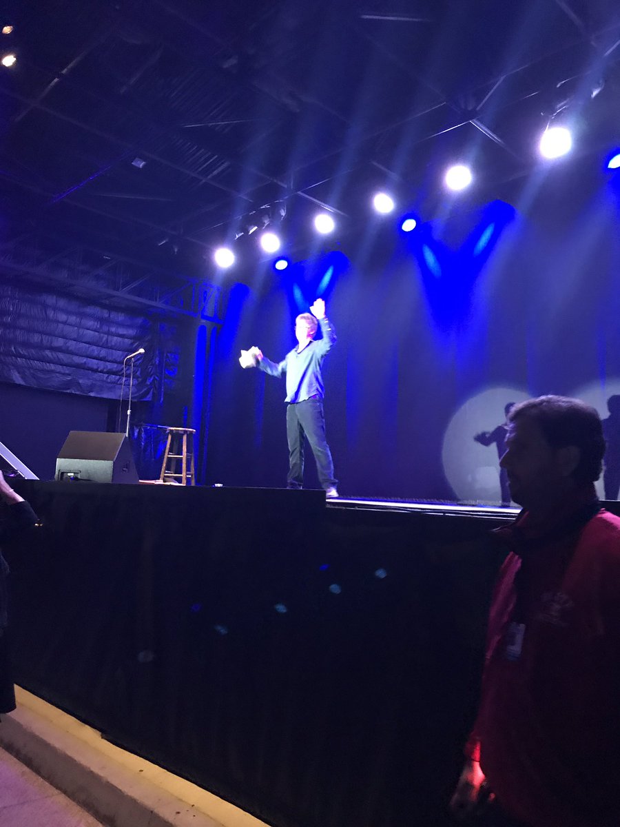 #danacarvey #humphreysbythebay really funny, He's still got IT.  Lol