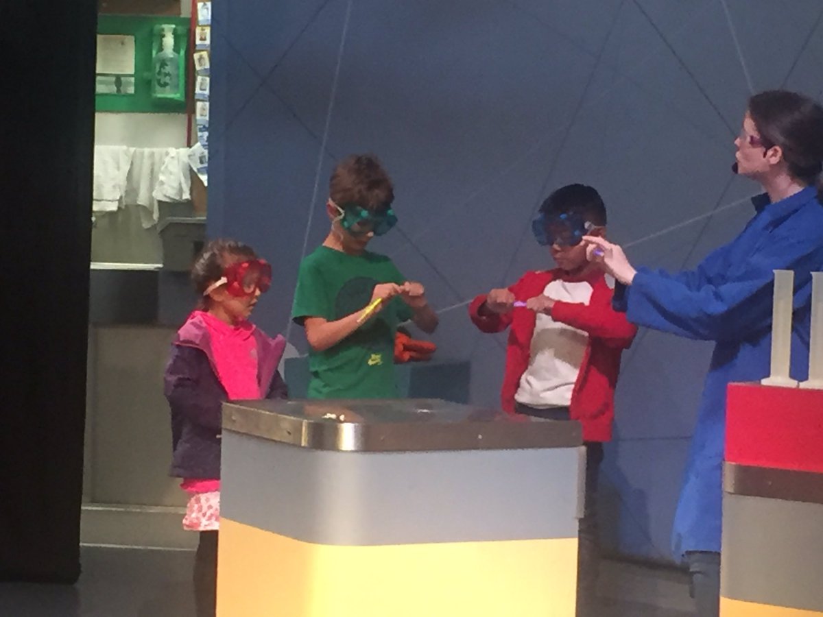 mrs_boysen's tweet photo. Fantastic day of hands on science and exploration on our  @scienceworldca fieldtrip. The chemistry workshop was a blast! @deltasd37 https://t.co/ervlG3fda1