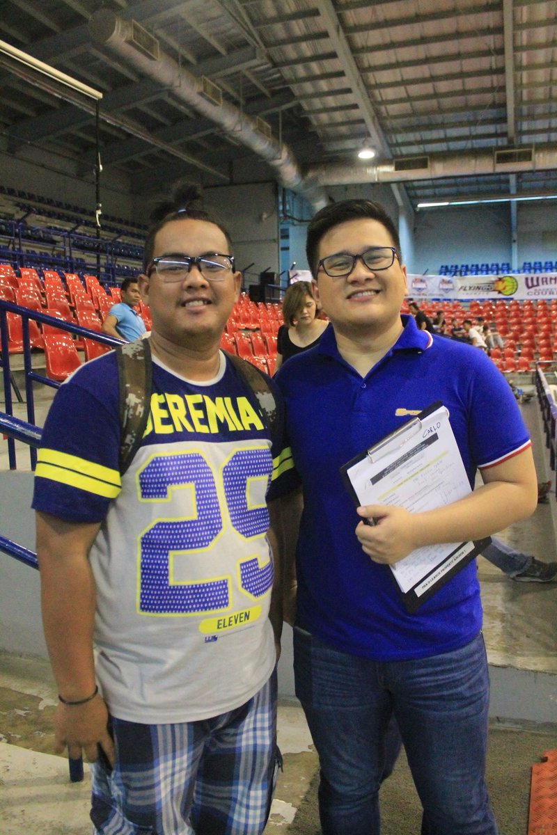 jmorate's tweet photo. nice to see you again sir @carlo_pamintuan
#CourtSideReporter๐
#PbaCommentator๐
#PbaBasketballAnalyst๐
#GilasCorrespondentHeadwritter
#PUSO https://t.co/E4OVDzBRsv