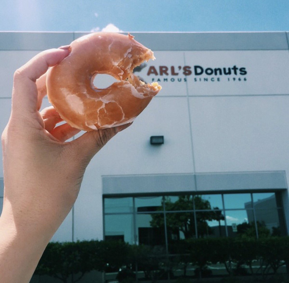 #CarlsDonuts is ready to #celebrate #nationaldonutday day with you! Come pick up your free donuts and take a look at how we make them!! 🍩😋