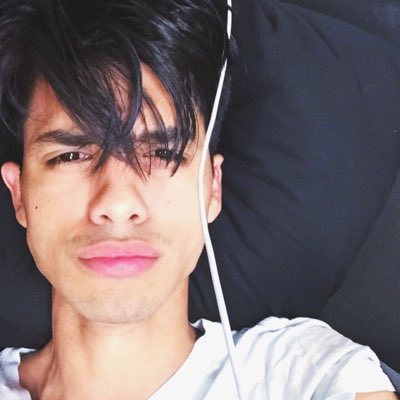 josuehdz0's tweet photo. #notyourmcm https://t.co/kyYFimcgtT