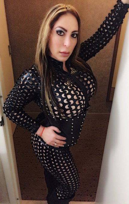 #Miami #clubsavannahjane #FreakyFriday  #bigboobs #bigbutt #milf #pornstar https://t.co/WAPJXegMRg<a href="/tag/miami"class="tags">#Miami</a><a href="/tag/clubsavannahjane"class="tags">#clubsavannahjane</a><a href="/tag/freakyfriday"class="tags">#FreakyFriday</a><a href="/tag/bigboobs"class="tags">#bigboobs</a><a href="/tag/pornstar"class="tags"><span>#pornstar</span></a><a href="/tag/milf"class="tags"><span>#milf</span></a><a href="/tag/bigbutt"class="tags"><span>#bigbutt</span></a>