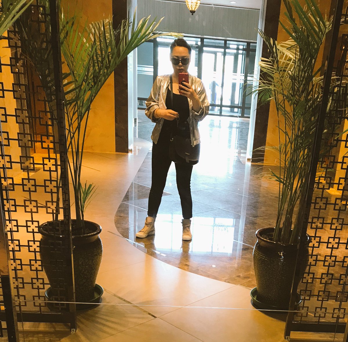 Толь харагдвал шууд шдээ.