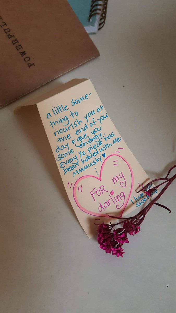 LittleJoysOrg's tweet photo. Little notes that make me feel loved (for those playing at home, it appeared in the fridge atop a bowl of lovingly diced fruit) #littlejoy https://t.co/ROcilNA1tB