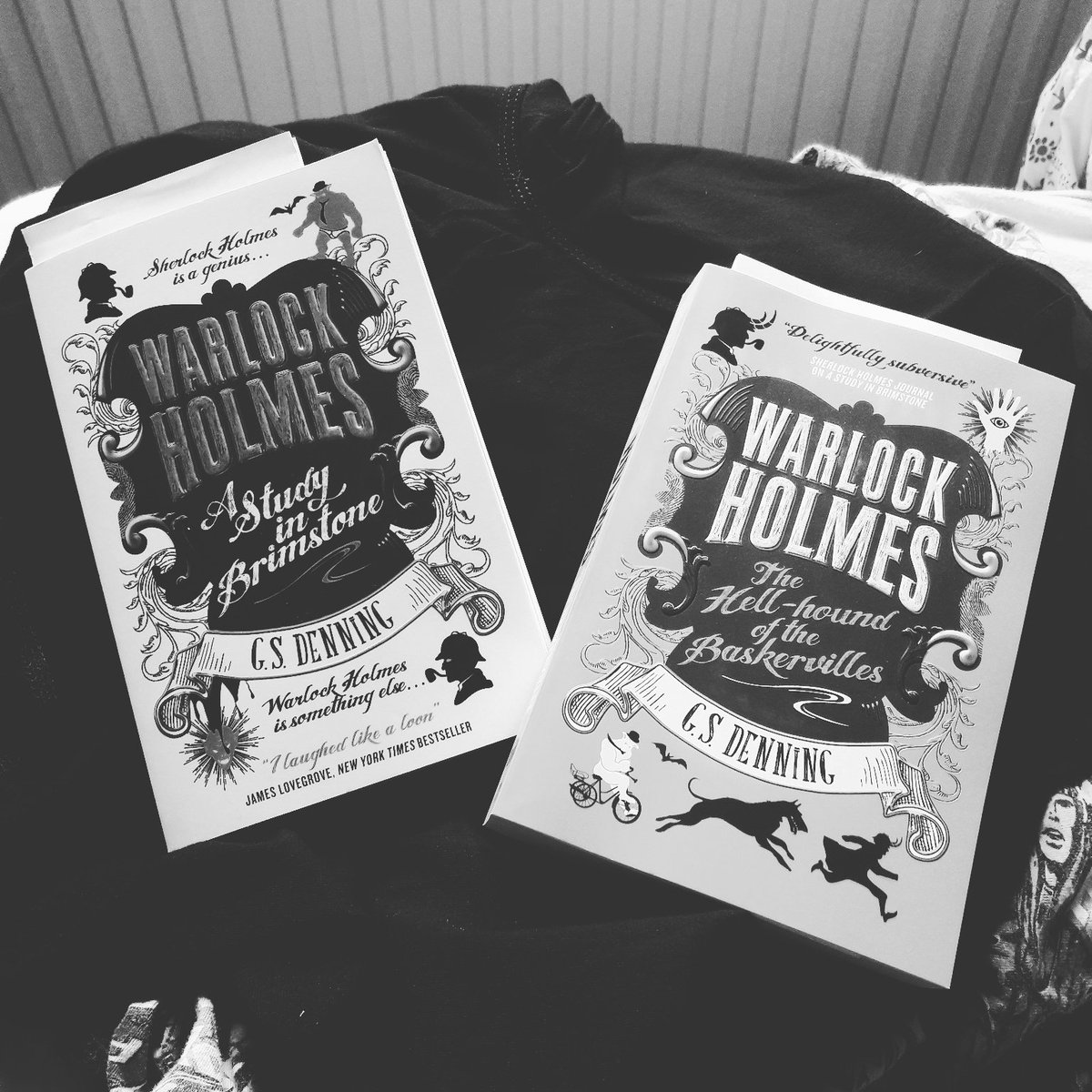 AlwTrustInBooks's tweet photo. Good Morning All! My review for @GS_Denning lastest Warlock outing is here: https://t.co/BNvYJycBEf
@TitanBooks @laroquette88 #5stars https://t.co/G3cvdhSSm0