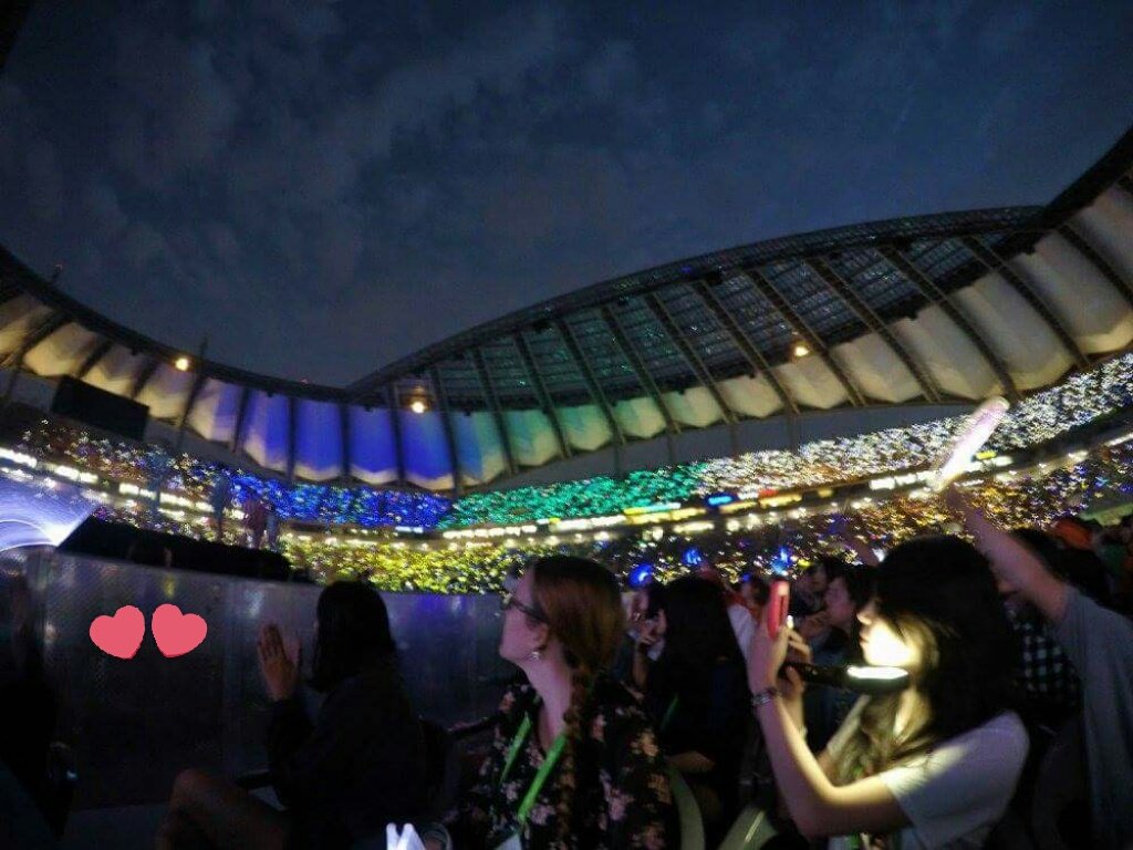 orangedreamsss's tweet photo. so it's already #DreamConcert2017 ! throwback to my first ever concert which i attended alone, the #DreamConcert2016.such a memorable one! ❤ https://t.co/1lj8IoPzur