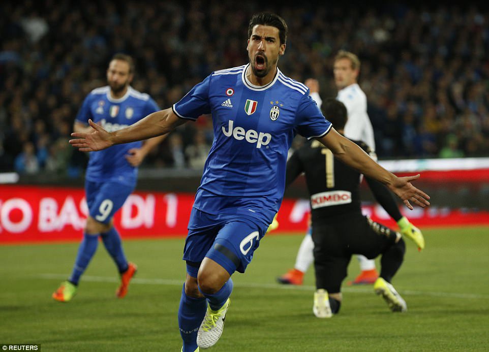 stwtees's tweet photo. #UCLfinal Trio Muslim: Benzema, Pjanic, Khedira >> https://t.co/8tZ5gP92vB #lebihLEGA #CERITACINTADITRANSTV #ApaKabarCJR #PAAKHIANTV67 https://t.co/plELemy4w4