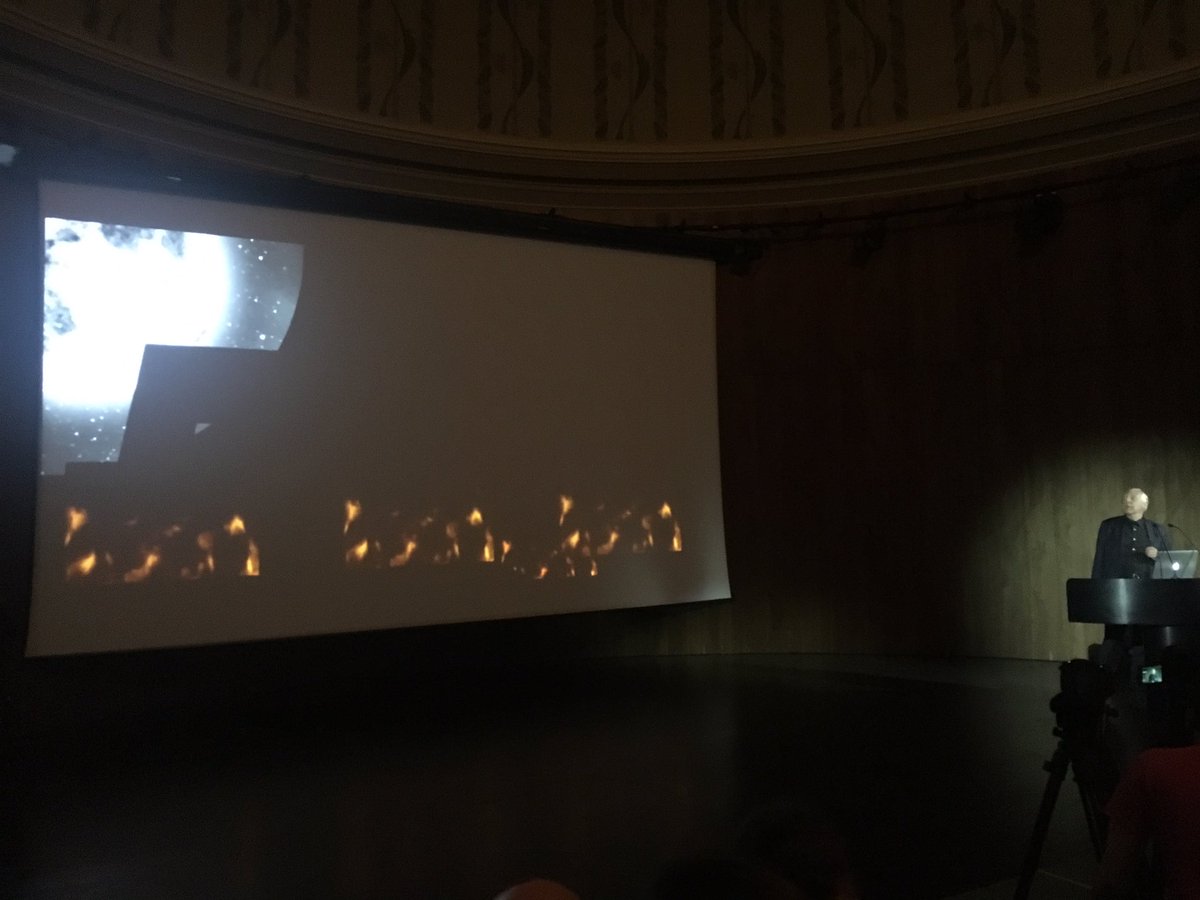 antiretinal's tweet photo. Cinema outside narrative #PeterGreenaway keynote at #FuturePasse @V_and_A organised by #BarbaraPenner @BartlettArchUCL https://t.co/xEGjWIFGQJ
