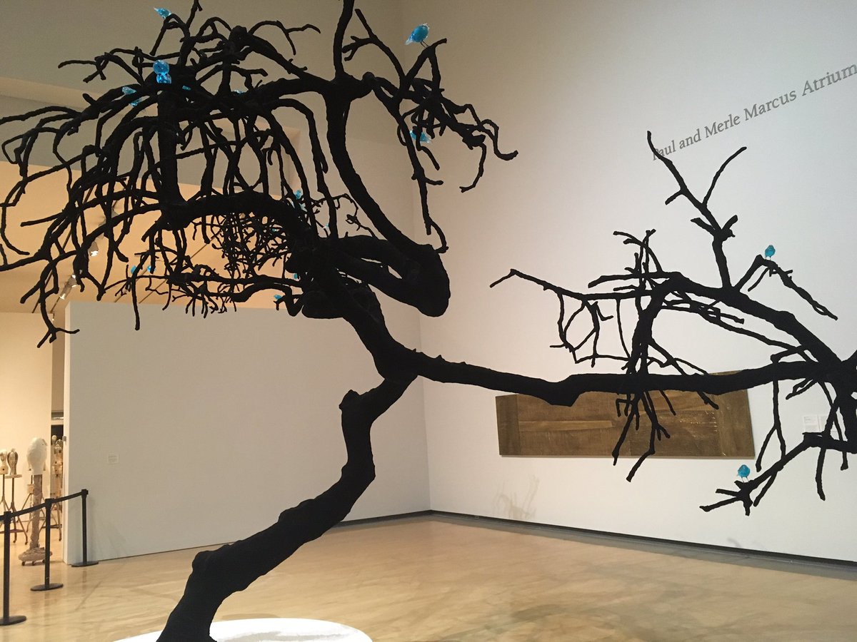 paradiselost23's tweet photo. The giving tree #emoversion https://t.co/94Gorzd6Ox