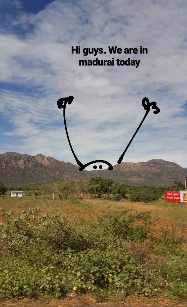 DoodlePlanes's tweet photo. Hello children. #paperplanesgoestoMadurai https://t.co/8CEdnscUk4