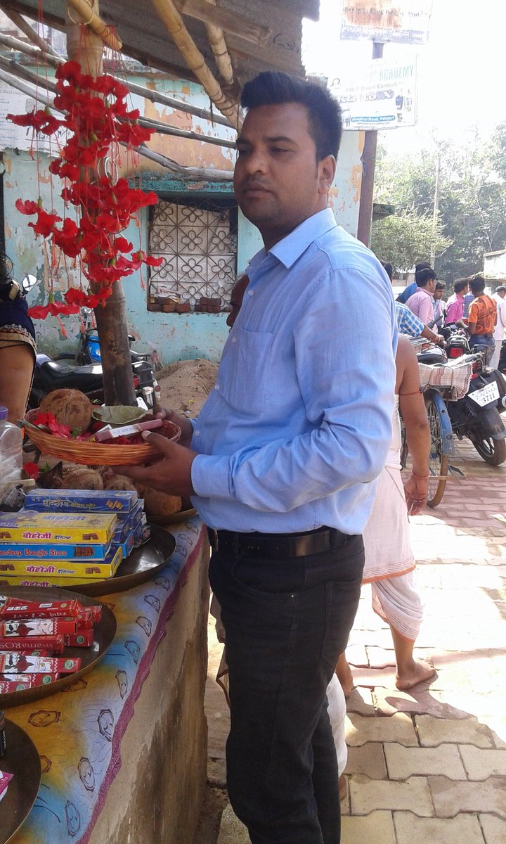 ajitsantoshi2's tweet photo. पाथरोल काली मंदिर मे पुजा आज पुजा किया। https://t.co/MUjbXALCW7