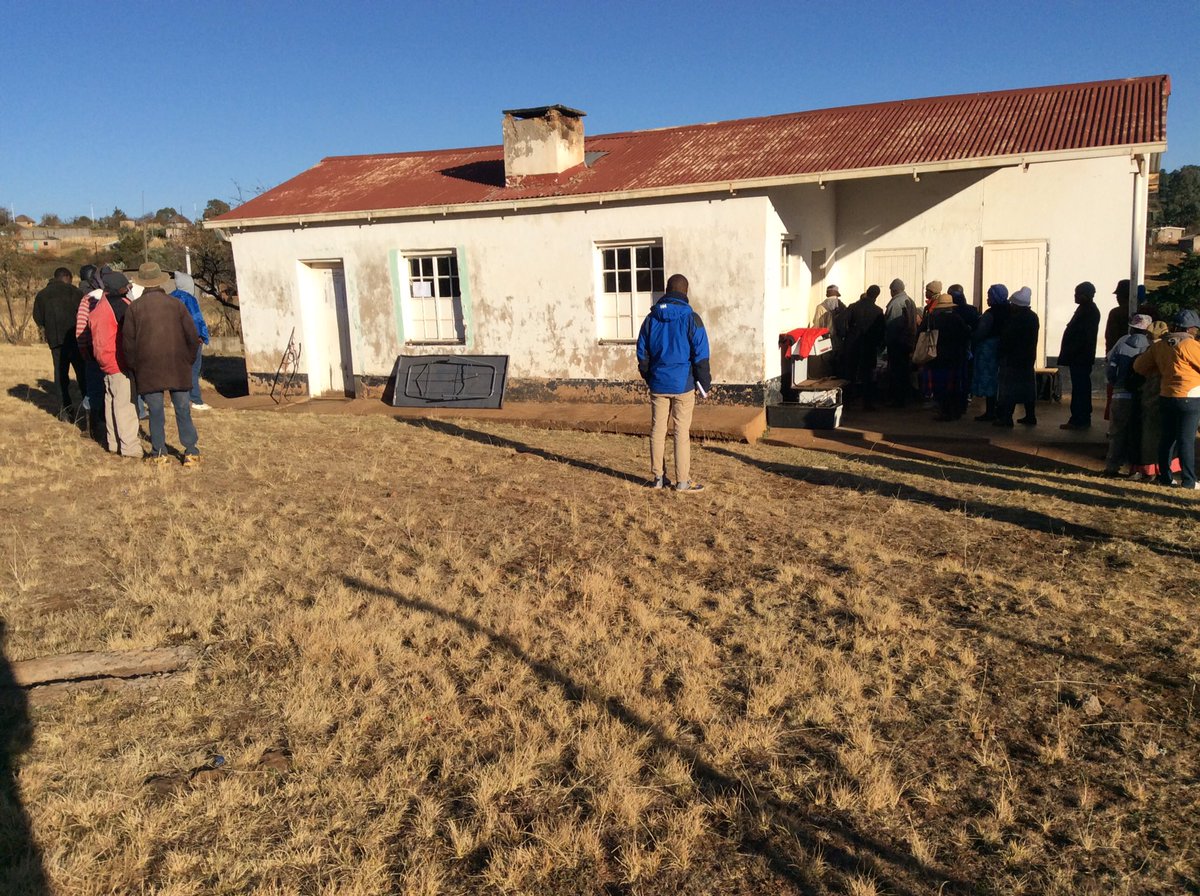 hoomy50's tweet photo. Observing #LesothoVotes2017 in #Pitseng #Leribe District. Calm and orderly. Good job @IEC_Lesotho https://t.co/mOx7v6Jjep