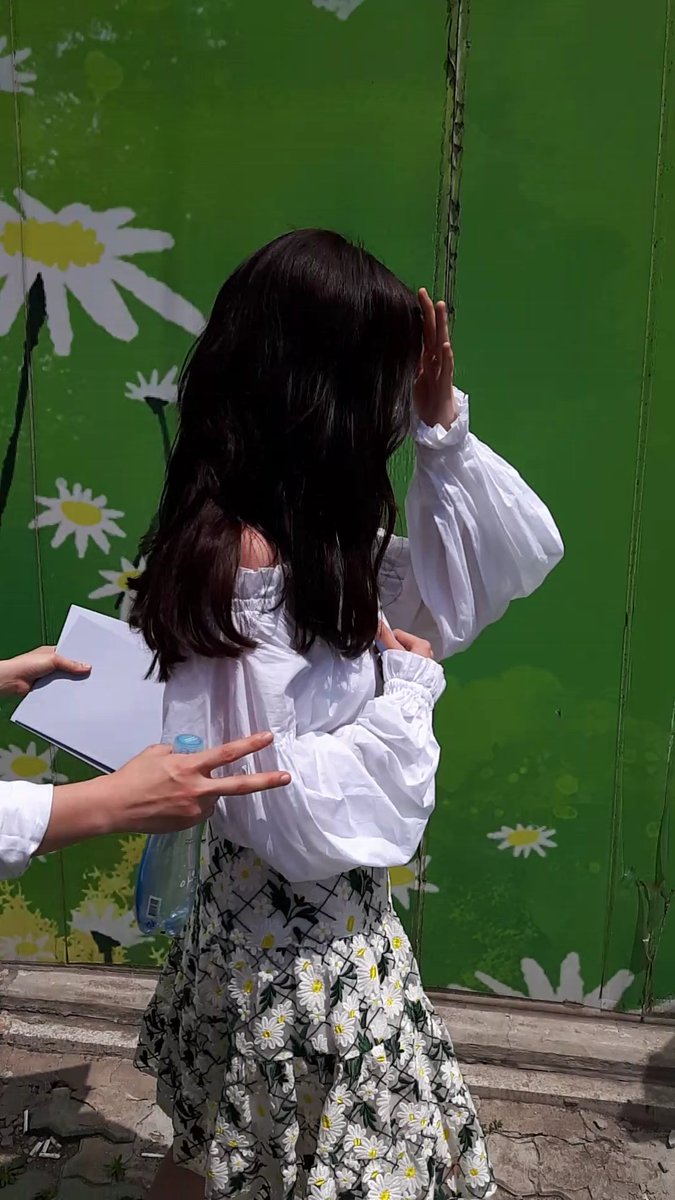 [PIC][03-06-2017]SeoHyun tham dự sự kiện “City Forestival - Maeil Duyou 'Confidence Diary'” vào chiều nay DBYIm-BUAAAtxWW