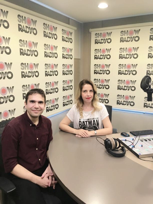 FikriSinemaFS's tweet photo. #FikriSinema 'dan @AhmetBFS bugün saat 11:15'de @ShowRadyo' da vizyon filmleri üzerine konuşacak. https://t.co/fl6NnBjfGO