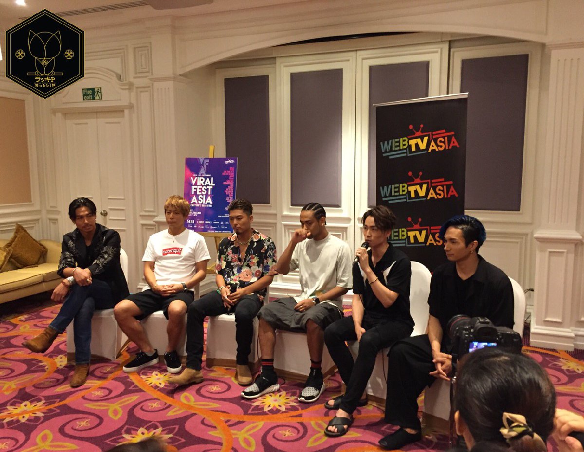 RukkiQ's tweet photo. Viral Fest Asia 2017 (press con)
#ViralFestAsia2017
#EXILETHESECOND
#EXILE
#RukkiP https://t.co/P7DpfO3qJM