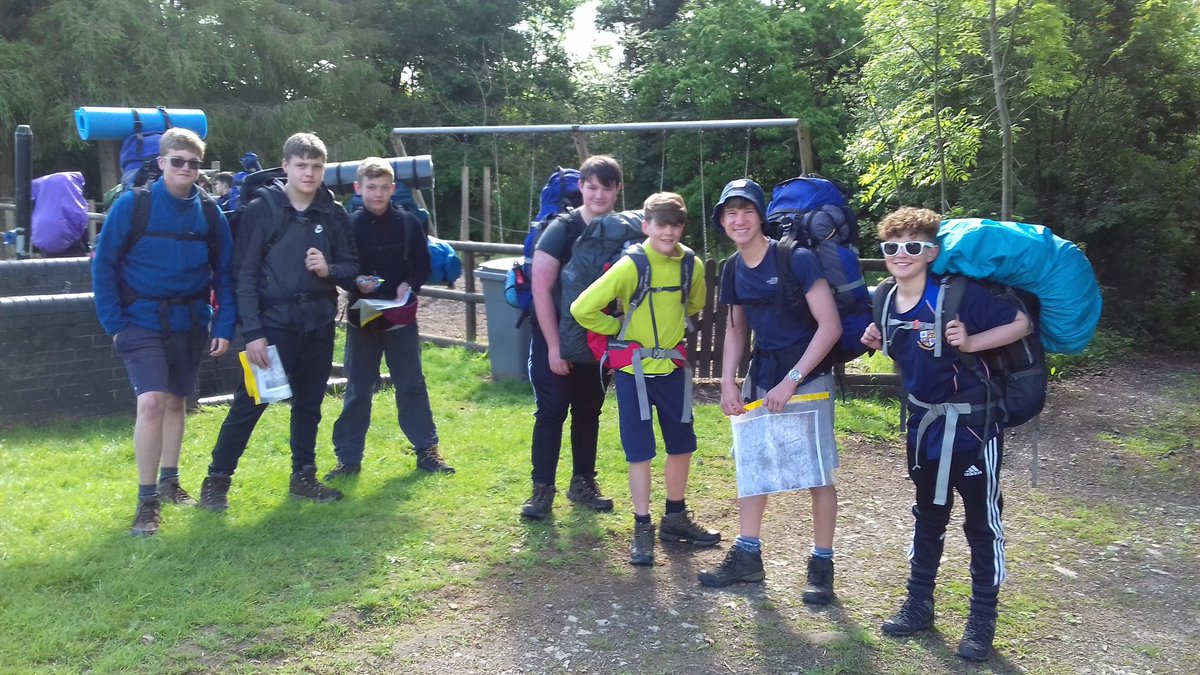 RobinsonEamon's tweet photo. @BTRCCinfo group 2 are off. https://t.co/BVQI0trKbu