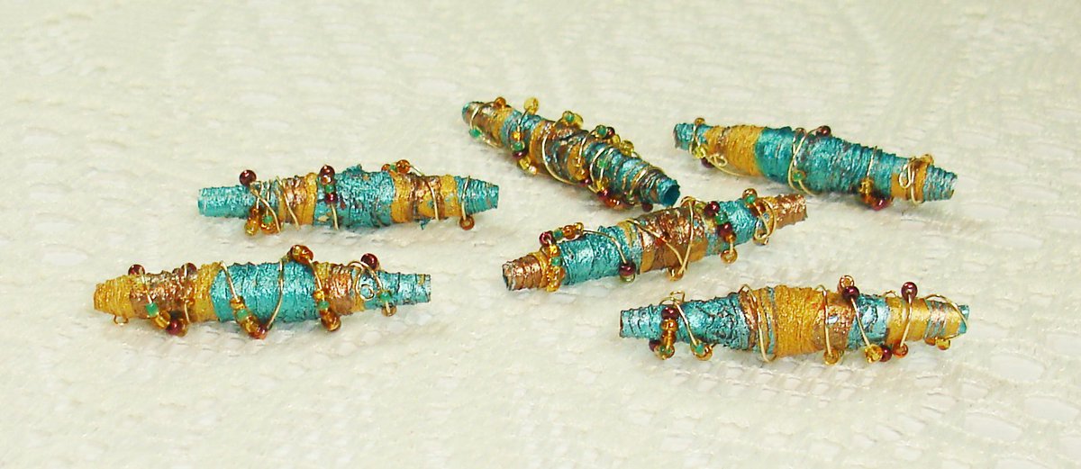 paperbeadboutiq's tweet photo. Gorgeous #FocalBeads made from priority mailing envelopes! https://t.co/vepSzs4aBa #paperbeads #tyvecpaper #jewelrysupplies https://t.co/qtAUrknARA