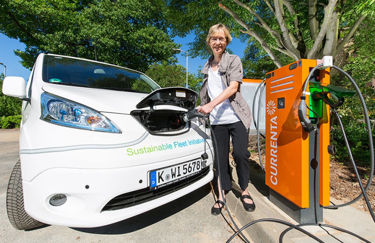 CURRENTA's tweet photo. Leverkusen: CURRENTA bietet ab sofort Ladesäulen für Elektroautos an - https://t.co/3UP2f12lJm https://t.co/4XTpn6C1oY