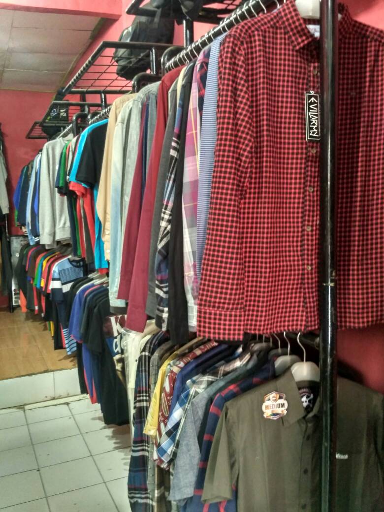 KIDDROCK #BONGKAR_TAS    
at  #EvilStore depan yaysan.ALMUSLIM Tbn-cbt-BKS D33C9762 | #Perum_PuriCendana1 2BBA66A6