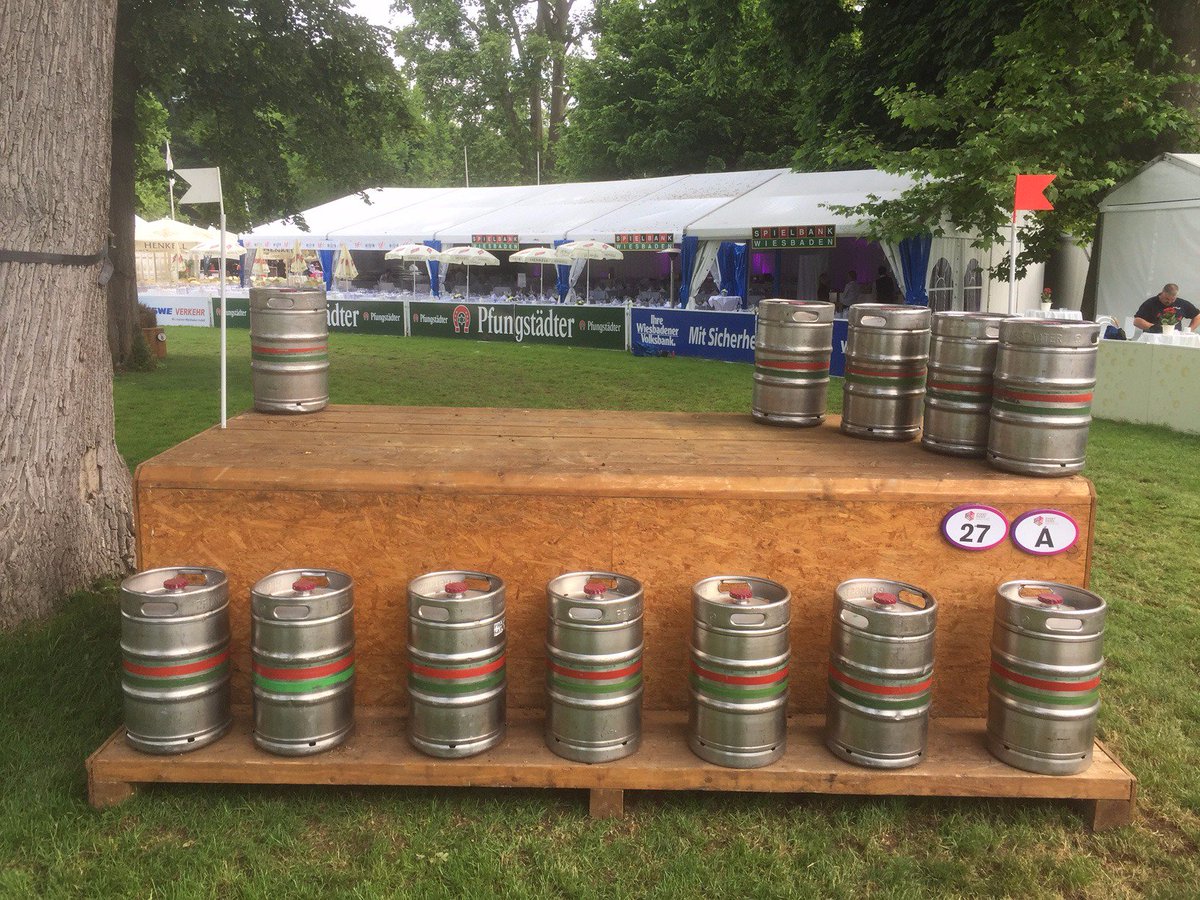 CrossCountryapp's tweet photo. Photos of tricky final arena xc fences added to @EventRiderMstrs  online map https://t.co/1qg3gcIBWs #ERMTV #ERMeventing @luhmuehlen2017 https://t.co/MIzXmGT5bg