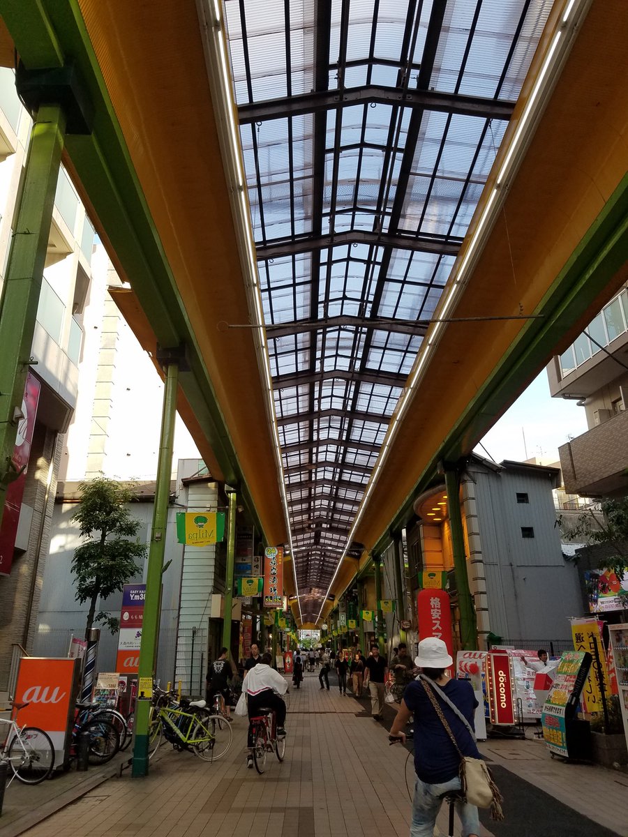 ねーさん 同期のおかげで 君の名は の聖地巡礼が早く終わったのでもうひとつの聖地へ 鈴さんの Hide And Seek のmvロケ地である大森銀座商店街milpa この辺りを鈴さんが全力で駆け抜けてたのか 鈴村健一 Hide And Seek 聖地巡礼 T Co