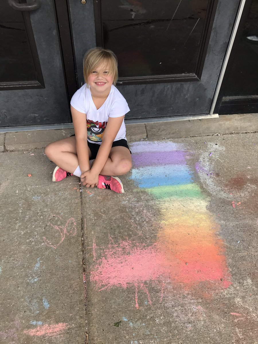 MMjarrold's tweet photo. Avery's beautiful artwork! https://t.co/z2tRRXJGSe