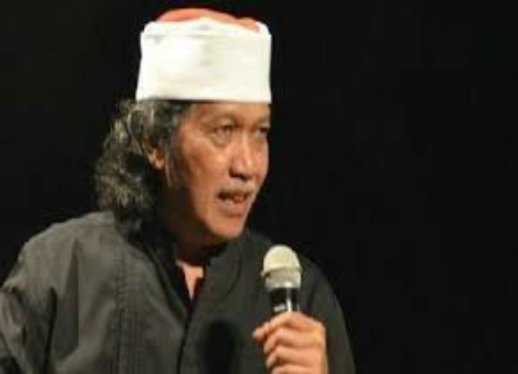 Emha Ainun Nadjib: Berat Hati dan Tidak Tegaan dlvr.it/PJSdcM