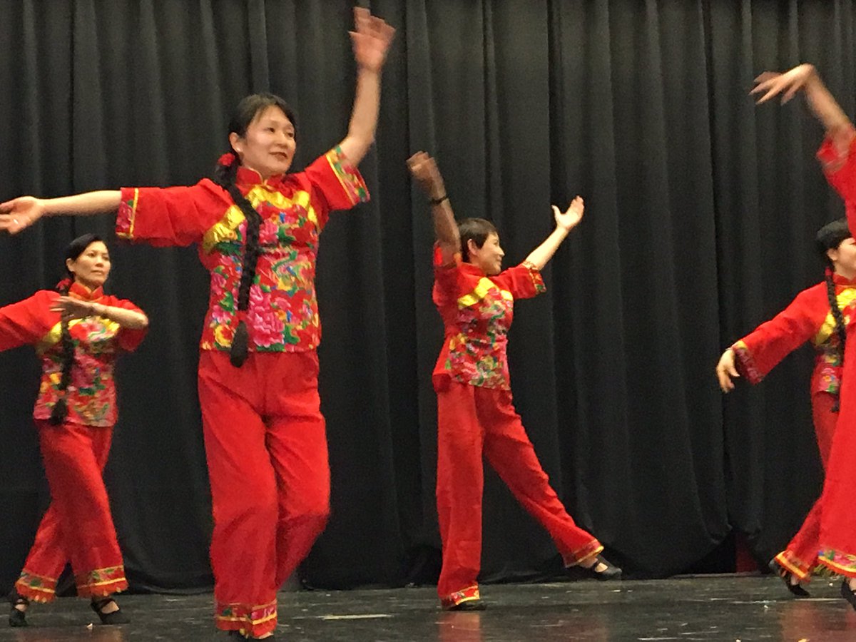 CapoOttawa's tweet photo. Today: Celebrating our diversity via the OCSB International Languages Program. #ocsb #Canada150 #Canada https://t.co/hL2diB55eJ