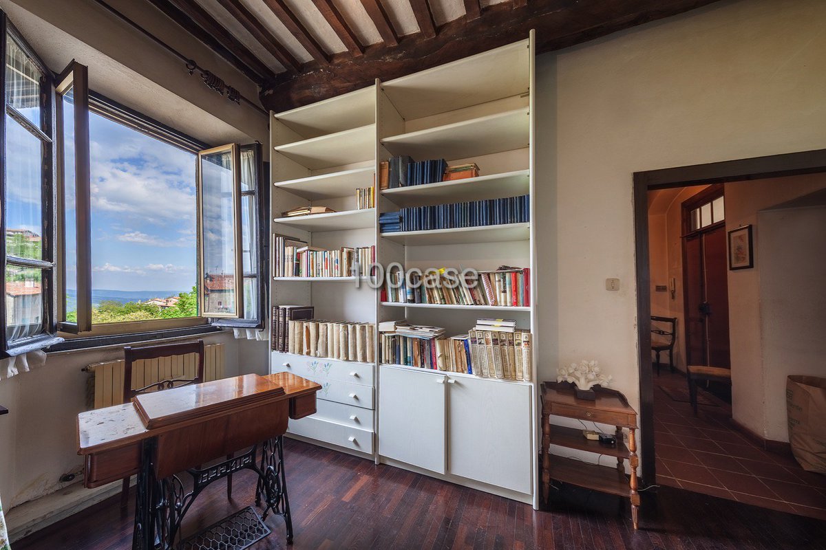 100_case's tweet image. #AbbadiaSanSalvatore #Toscana #vendita #appartamento con terrazzo e garage @100_case