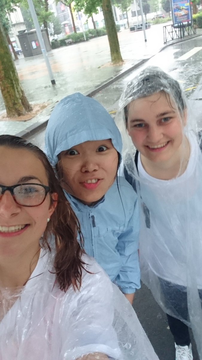 Delphine_Larue's tweet photo. On est bien là ☀ 😁👌 #Chembiochoc #Michelincampus https://t.co/Gg4jvXABOm