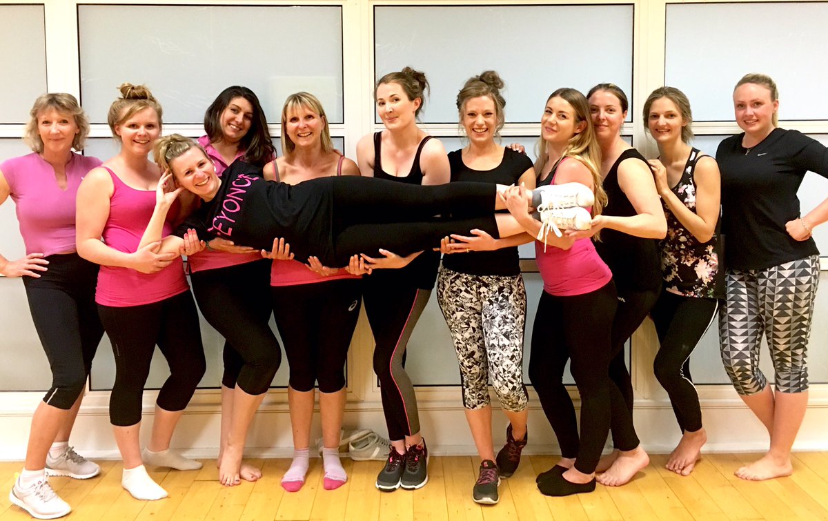 Hannah's FAB #SingleLadies #CheeseGrater
<a href="/J_Boughtflower/">Johanna Boughtflower</a> <a href="/Kaley_Hooper/">Kaley Hood</a> <a href="/hannah_jones_x/">Hannah</a> @steph_moore_ <a href="/CheerleadingCo/">Cheerleading Company</a>