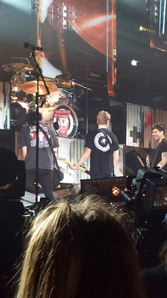 cloa1997_x's tweet photo. 2 years since the #rowysotour @5SOS https://t.co/04VxKOFatG