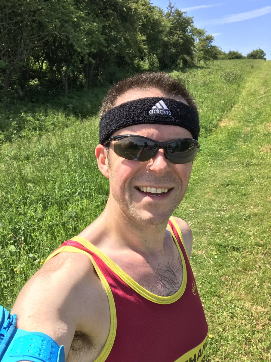 mikejgilmour's tweet photo. Leg 6 of #SDWRelay compete! SO hot out here today.. But we're buzzing too, the team is doing great! @FCRC #ukrunchat https://t.co/5FWKmVT4rz https://t.co/OMs6kOzk08