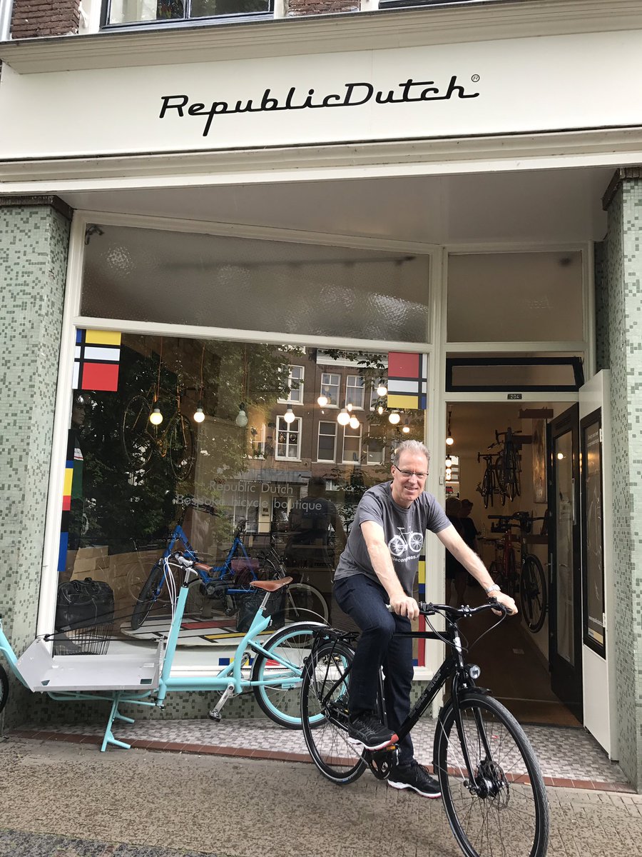 stephenhodgeaus's tweet photo. Boutique bike maker @RepublicDutch manuf's in NL 4 quality &amp;innovation, sells2 51 countries, Dutch &amp; Italian PMs have 1, testing the Karel V https://t.co/q87lnia0BV