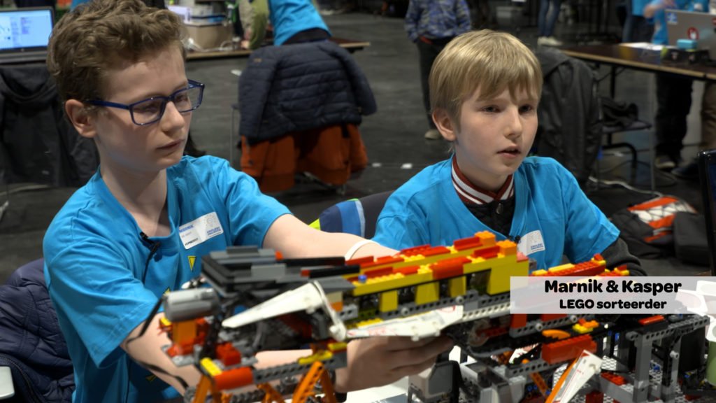 CoderDojo's tweet image. Well done to CoderDojo Belgium, who held their second Coolest Projects event last month! coderdojo.com/news/2017/06/0… @CoderDojoBe #Belgium