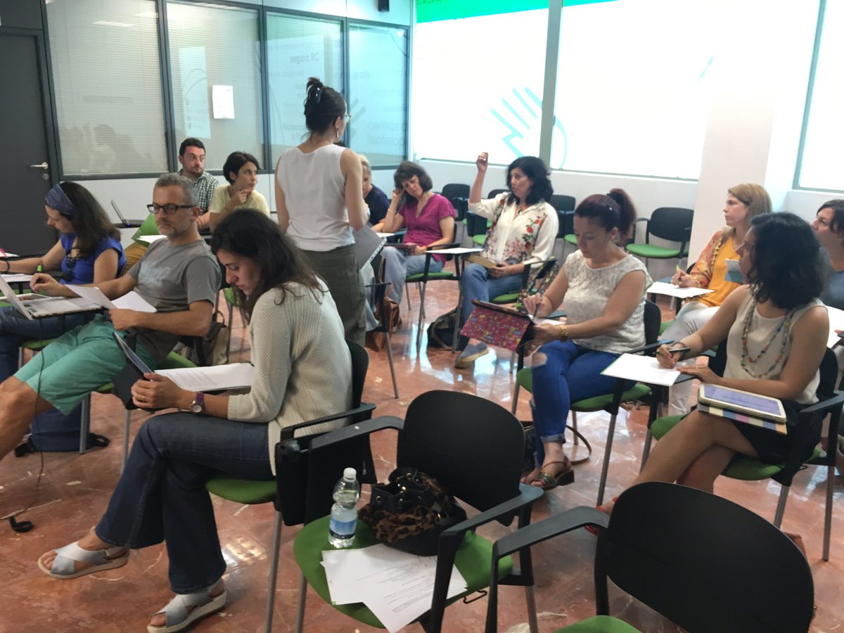 VitoToledo's tweet photo. Y seguimos con casos prácticos #Codificando #GPMálagaCIF https://t.co/SuVYPXzEqn