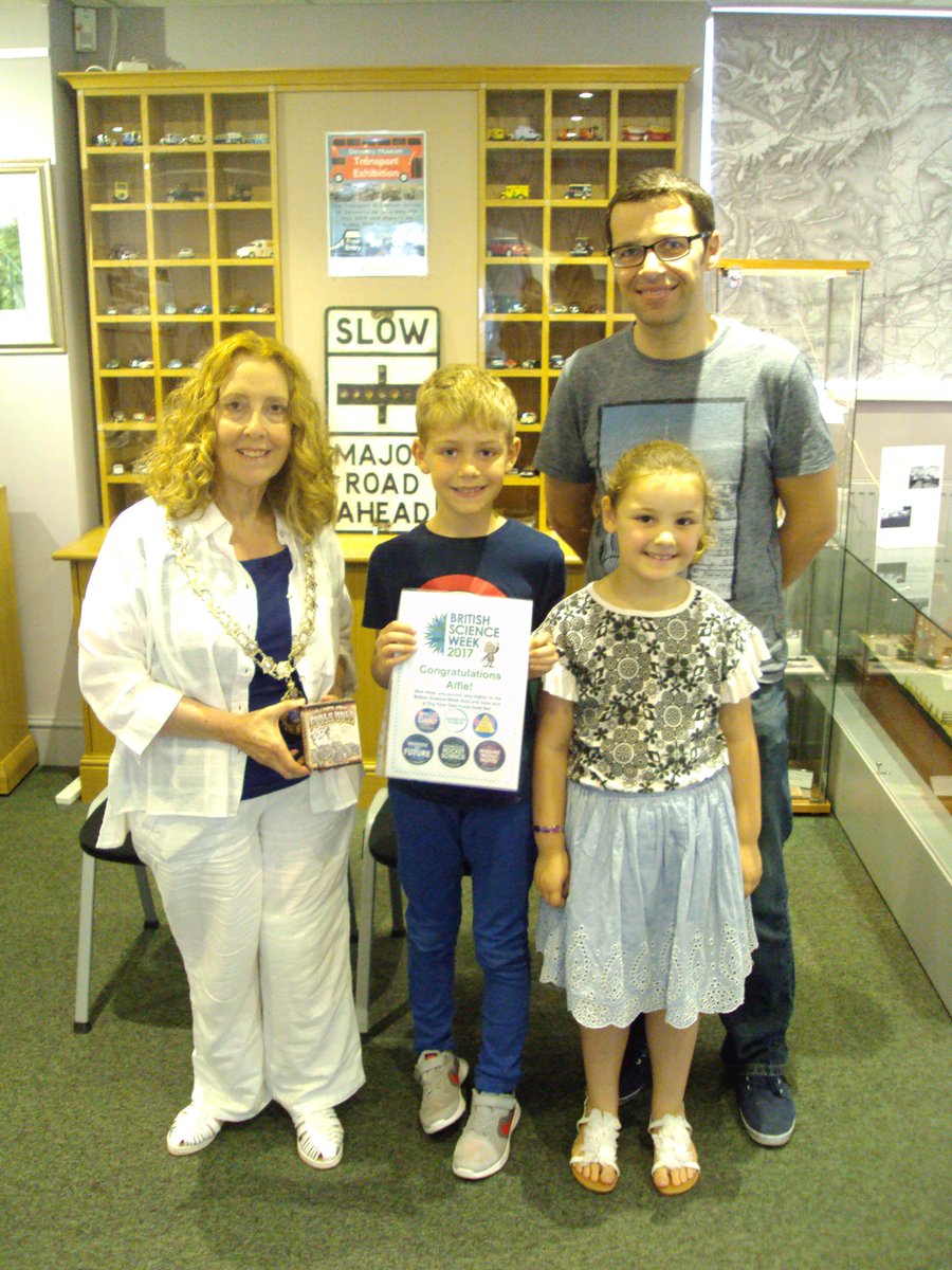 DaventryMuseum's tweet photo. Today Alfie was presented with his @ScienceWeekUK certificate &amp; prize by the new Mayor of Daventry, Cllr Lynne Taylor @Daventry_TC https://t.co/k7rRP9k8pg