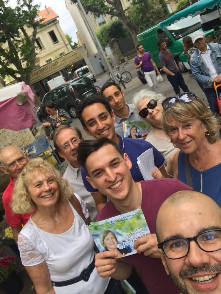 NancyCanaud2017's tweet photo. Tractage au marché des Arceaux et de la Paillade dans la #circo3402 pour les #legislatives ! https://t.co/j9uPcG6vAM