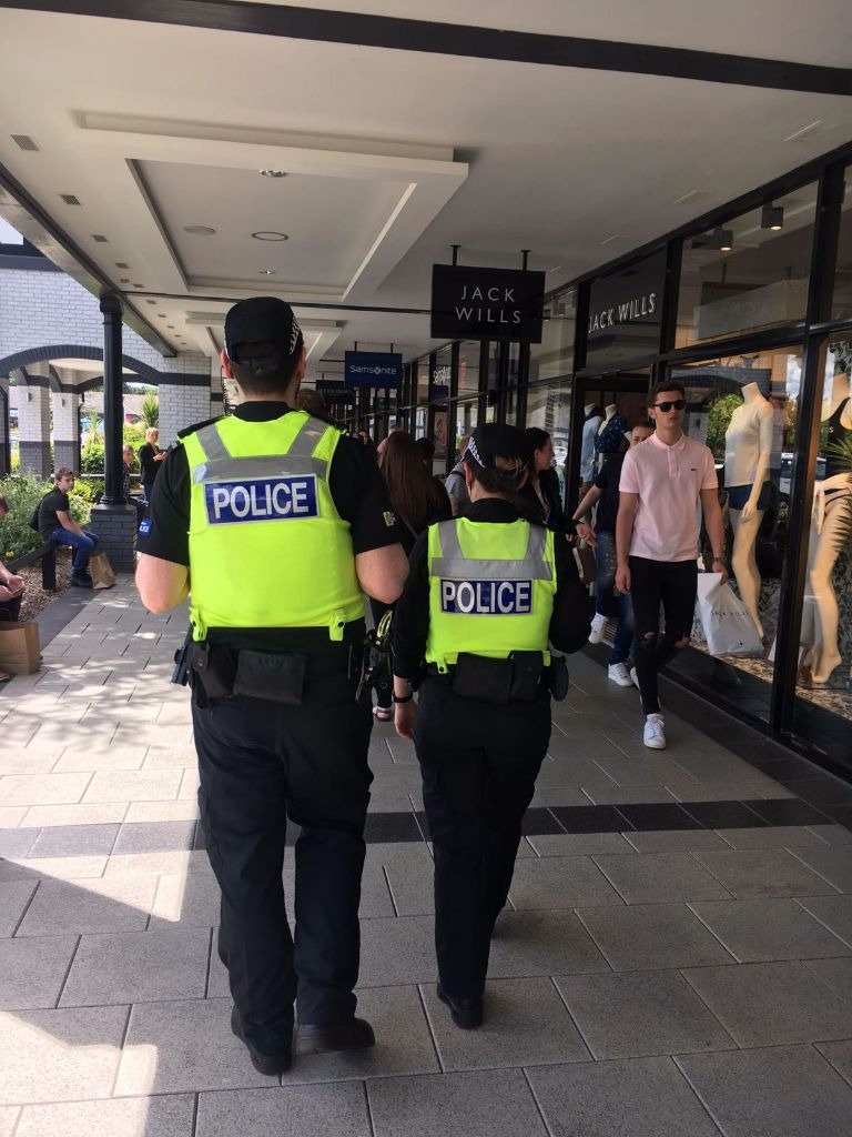 CheshPolSC's tweet photo. Some of the team are working with @PoliceEport Beat Managment in the area of Cheshire Oaks @McAthurGlenUK #SCWE17 #Oneteam https://t.co/Jgl5aQEwtJ