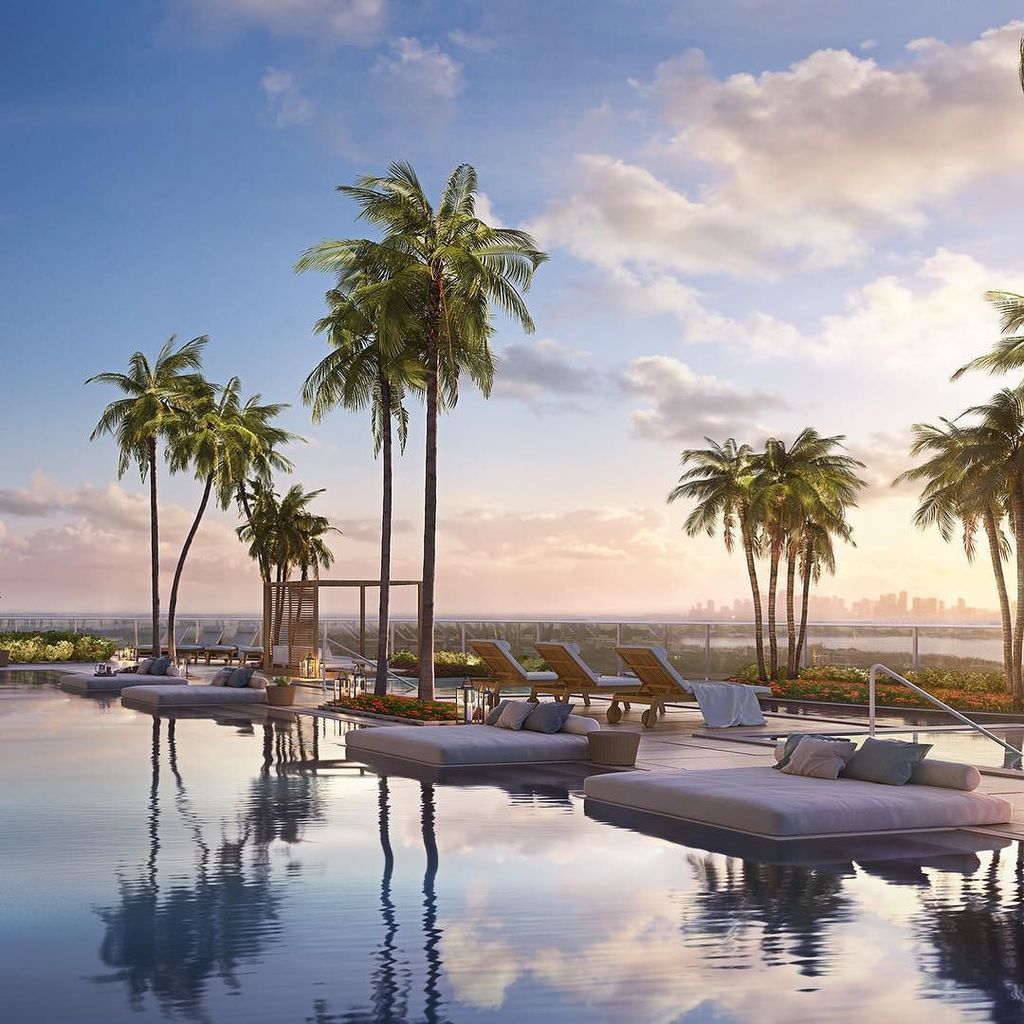 DBOXglobal's tweet photo. Detail of the sunset pool at #RitzCarltonResidencesSunnyIsles #cgi #dboxcgi #dbox2017 #dboxcreative #RitzCarlton … https://t.co/tIYx328VUl https://t.co/TukiU5Bxfu