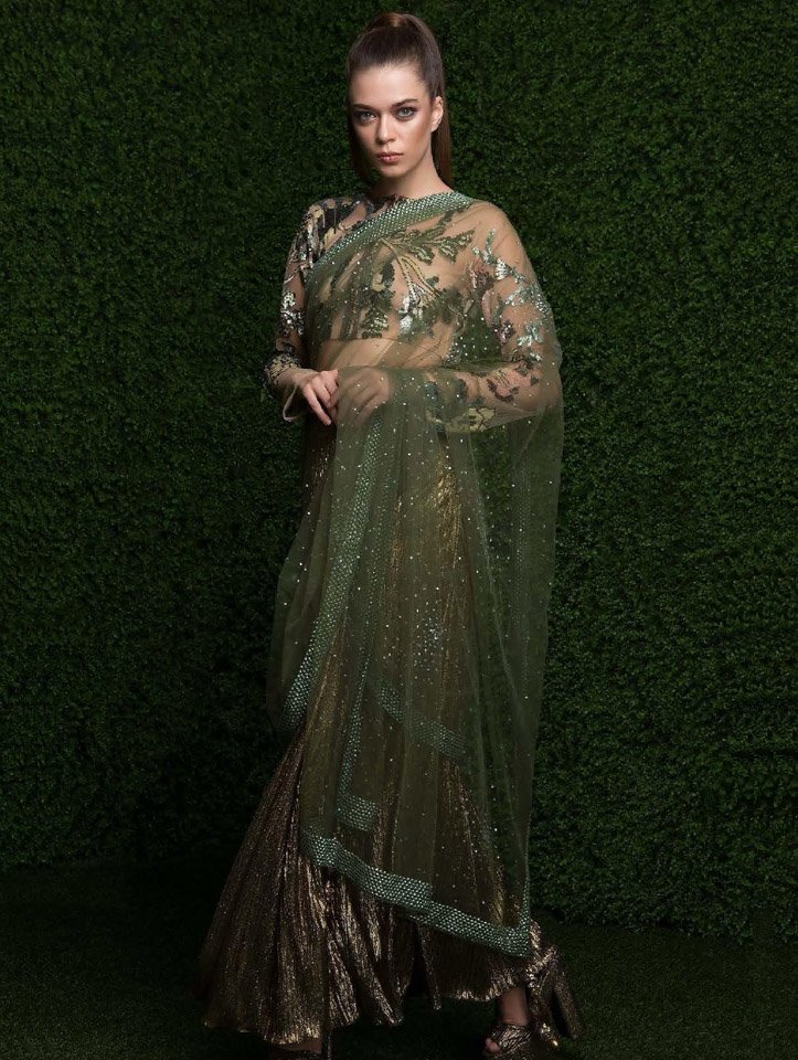 Siddartha Tytler has designed his #sari keeping the sheer trend on top of his list bit.ly/2rQljdH  <a href="/sidtytler/">Siddartha Tytler</a> #SiddarthaTytler #TDL