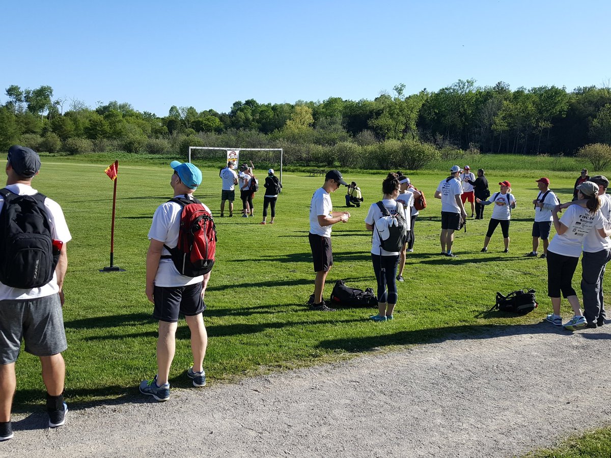 My_Cool_Rides's tweet image. @RedCarService at the start of S.O.A.R (Southern Ontario Amazing Race) We are in for a beautiful day #Fun