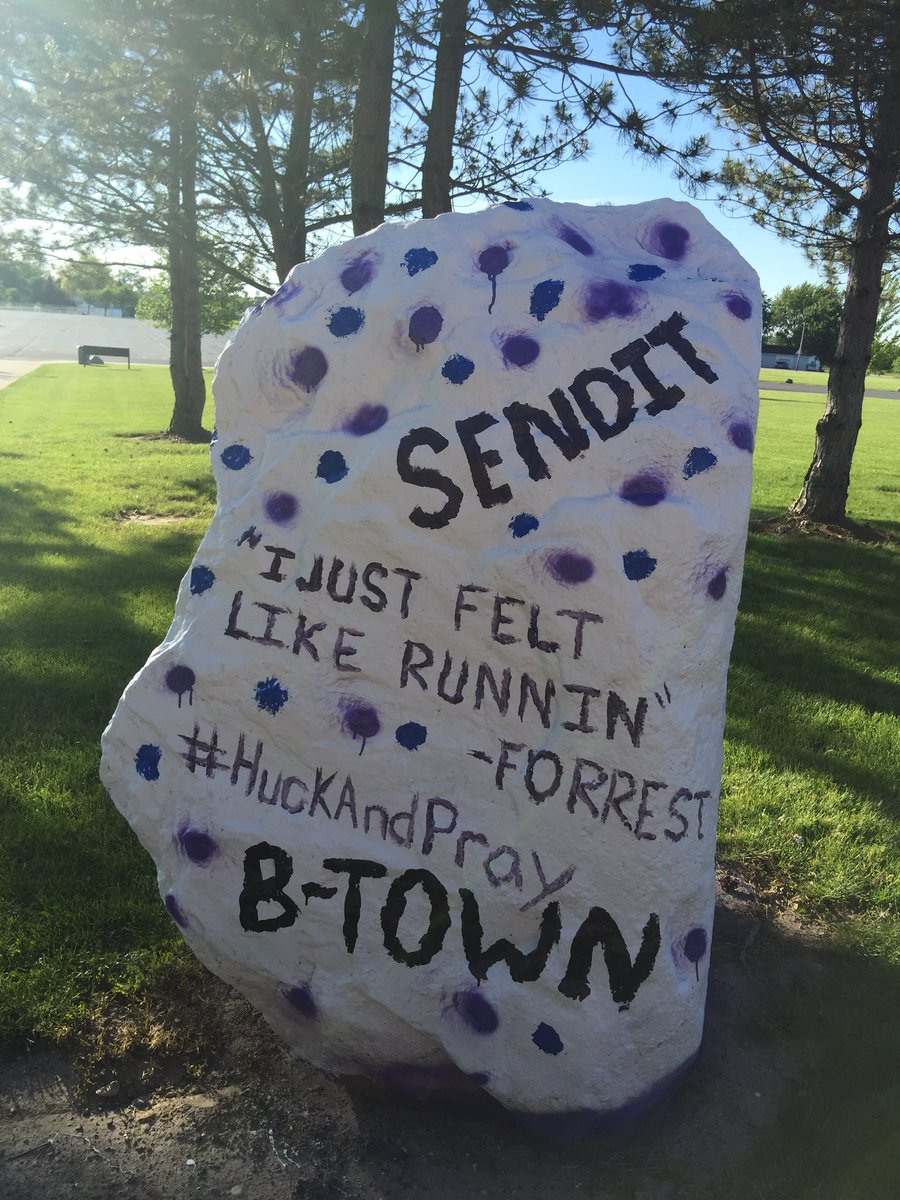 AHSNation's tweet photo. 🐝 Nation, Good luck to @AliCranstonn and @JoseyKorte at State Track and Field competition! Another great day to be a Hornet! #APride https://t.co/GUkBTTSH1P
