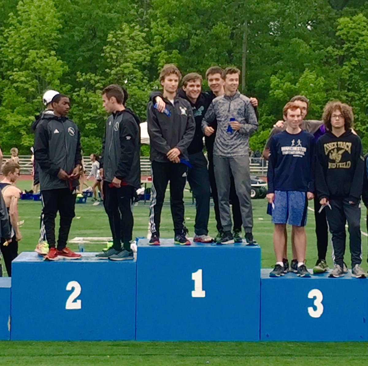 trackfield05403's tweet photo. Boys 4x8 wins VT State Champs! Congrats @minisheff123 T.Dustira @NathanKakalec J.Hauman! #LetsGoSB https://t.co/87WSrNHgJh