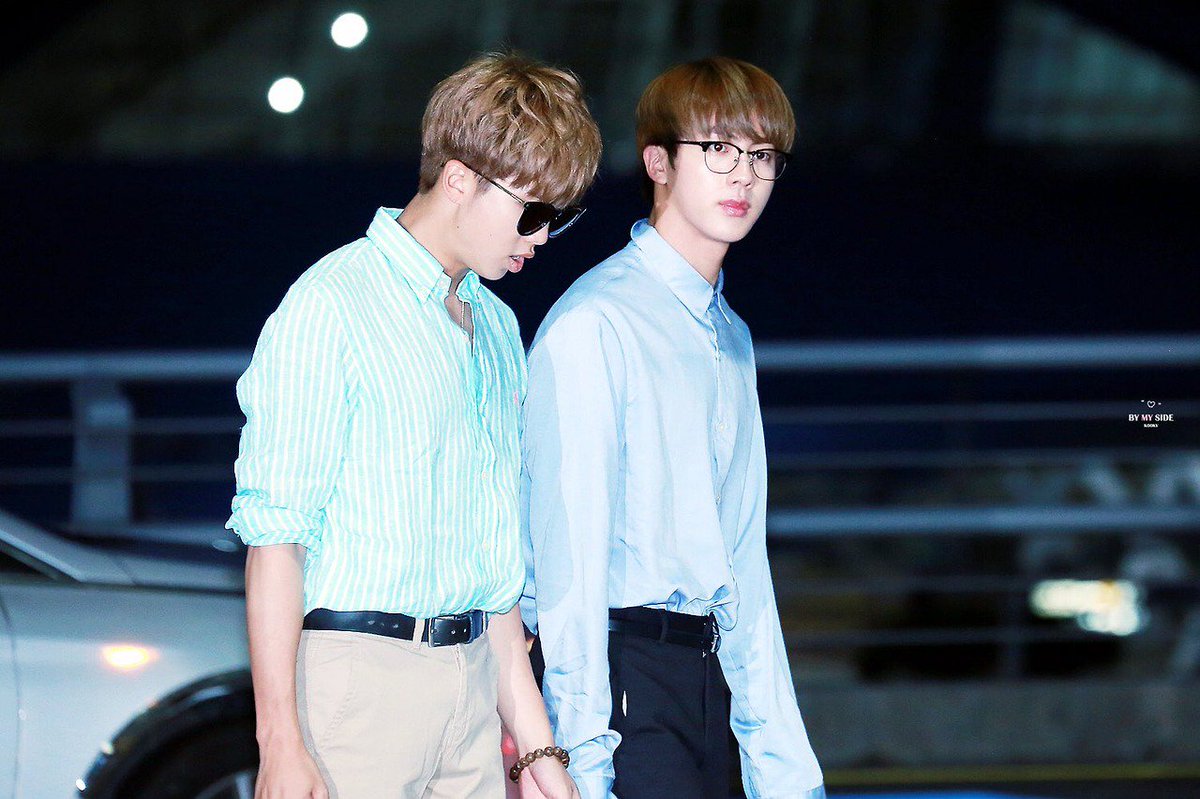 namjinpics's tweet photo. https://t.co/w2GbmoVVAb