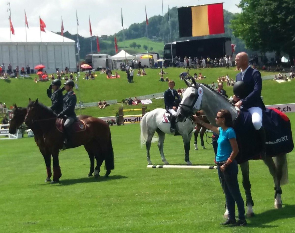 FrancoisMathy's tweet photo. Casanova wins 1:50 CSIO5* SaintGallen  @HorsePilot @equifit @samshieldglobal @freejumpsystem @CWDSellier @freejumpsystem https://t.co/WBOUYZvihv