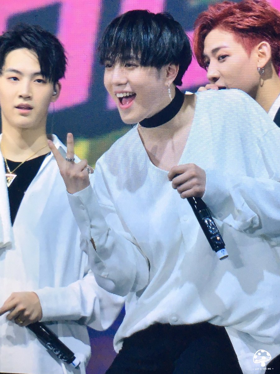 LetUseeMe's tweet photo. 170603 #Yugyeom #유겸 #GOT7 👍🏻👍🏻👍🏻👍🏻👍🏻👍🏻 https://t.co/9yhHgpQb71