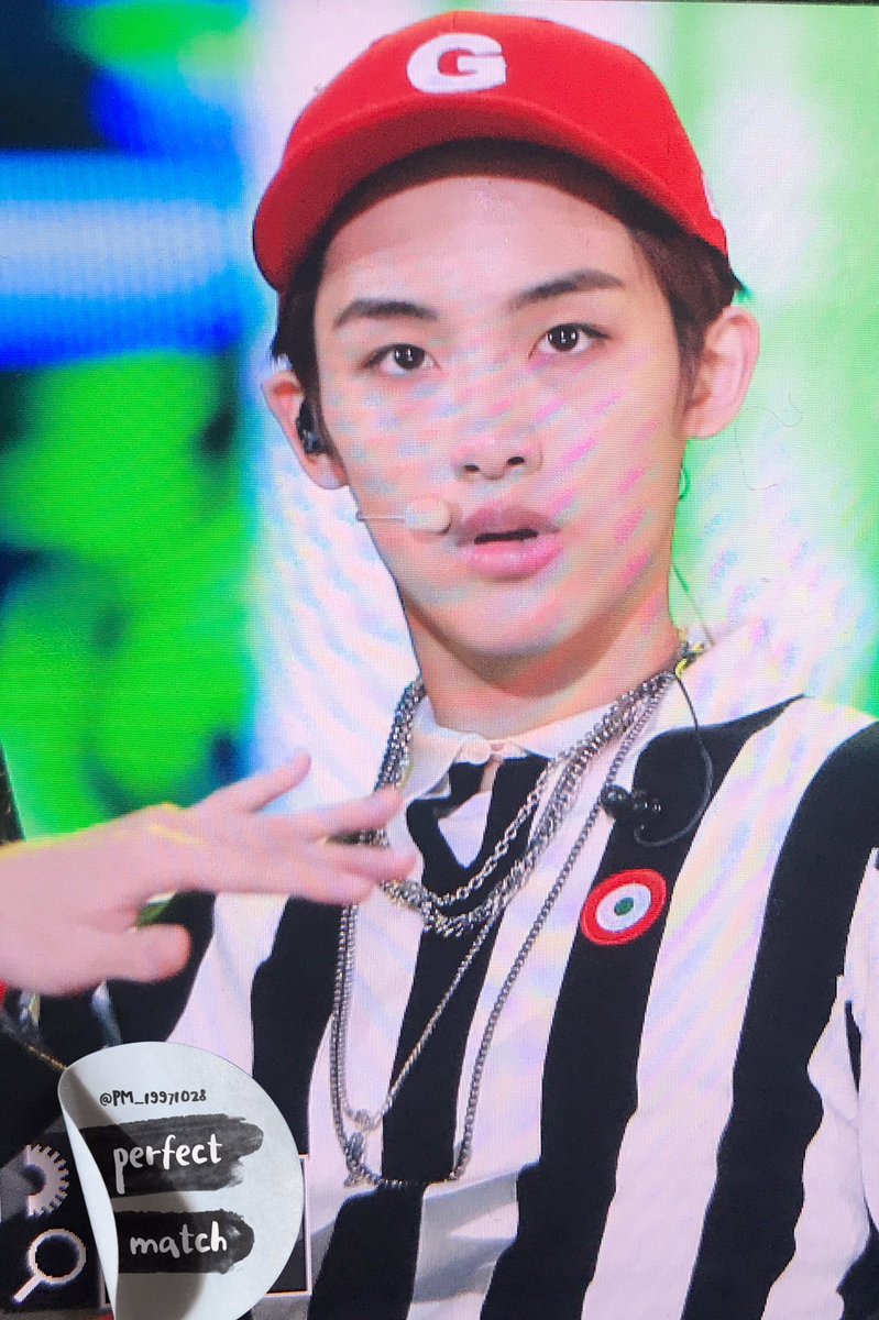 PM_19971028's tweet photo. 170603 드림콘서트 #WINWIN #윈윈 #NCT127 https://t.co/ZzKHBR9mrw
